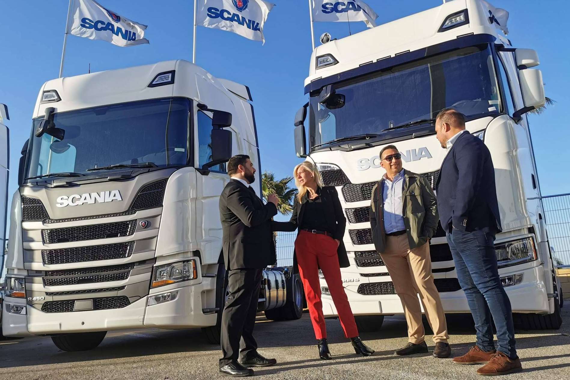 Orvipal, una de las primeras compañías de transporte de vehículos en España que apuesta por cabinas altas para su flota portavehículos