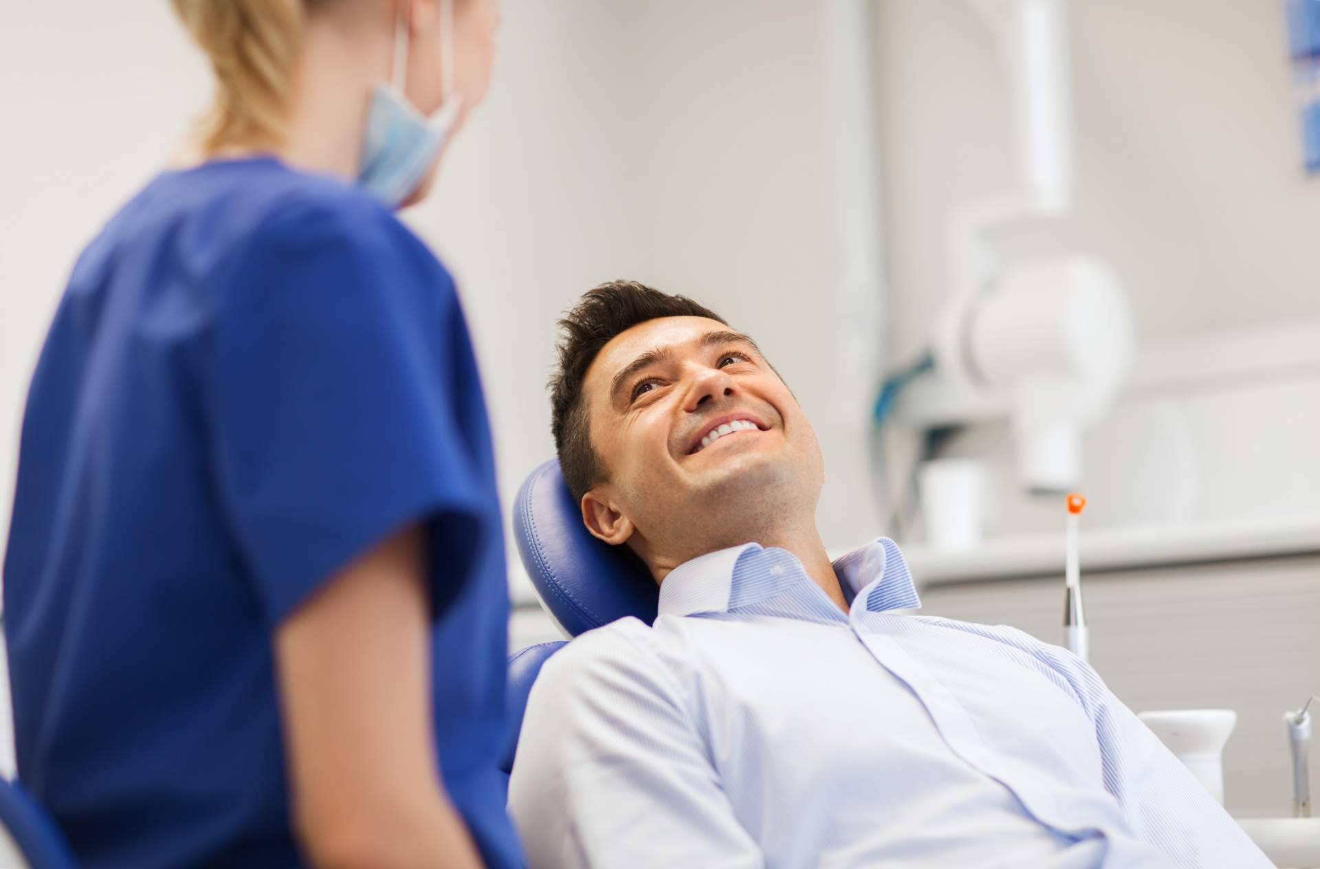 Con la clínica dental Agudo Rosa es posible lucir una sonrisa deslumbrante este verano
