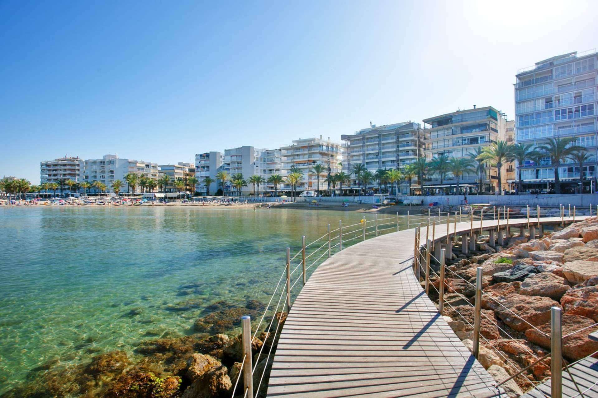 El 19% de las pernoctaciones en el inicio del verano lo soportan los municipios de la AMT Sol y Playa