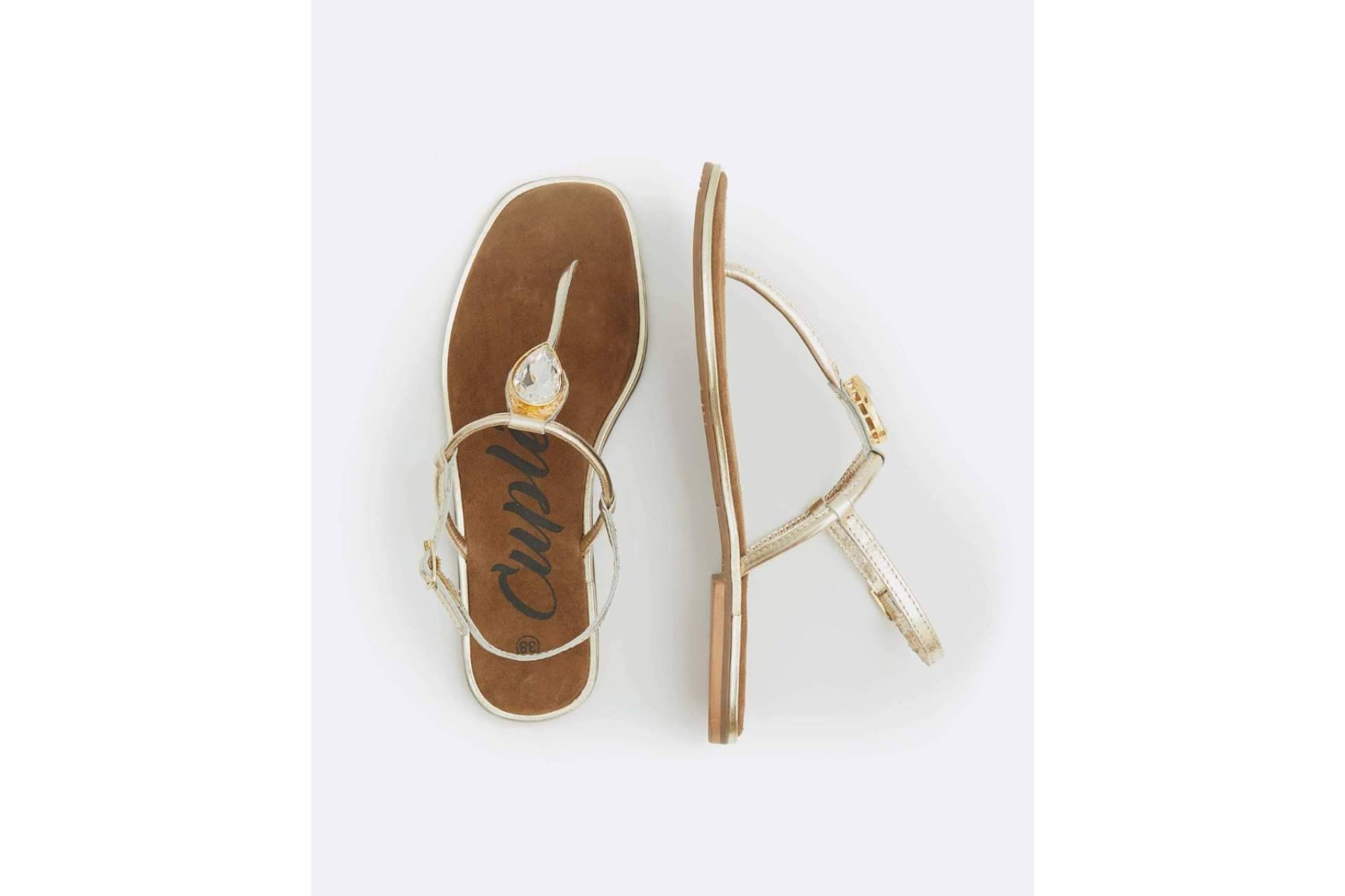 Añadir las sandalias Joya al guardarropas para revivir el estilo