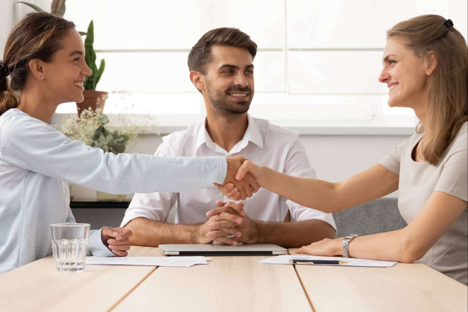 Una alianza estratégica para el desarrollo de negocios locales, Consultax y Drivelop