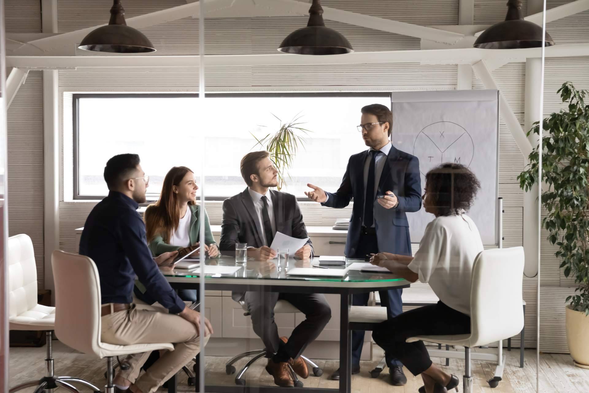 ¿Qué tanto influye la capacitación de personal en el éxito empresarial?