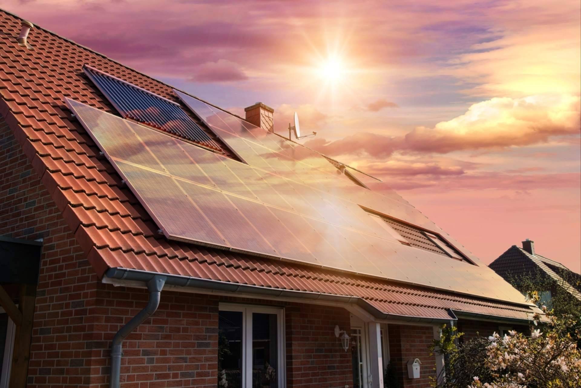 Todo el material necesario para piscinas con instalación fotovoltaica, de la mano de Swimhome