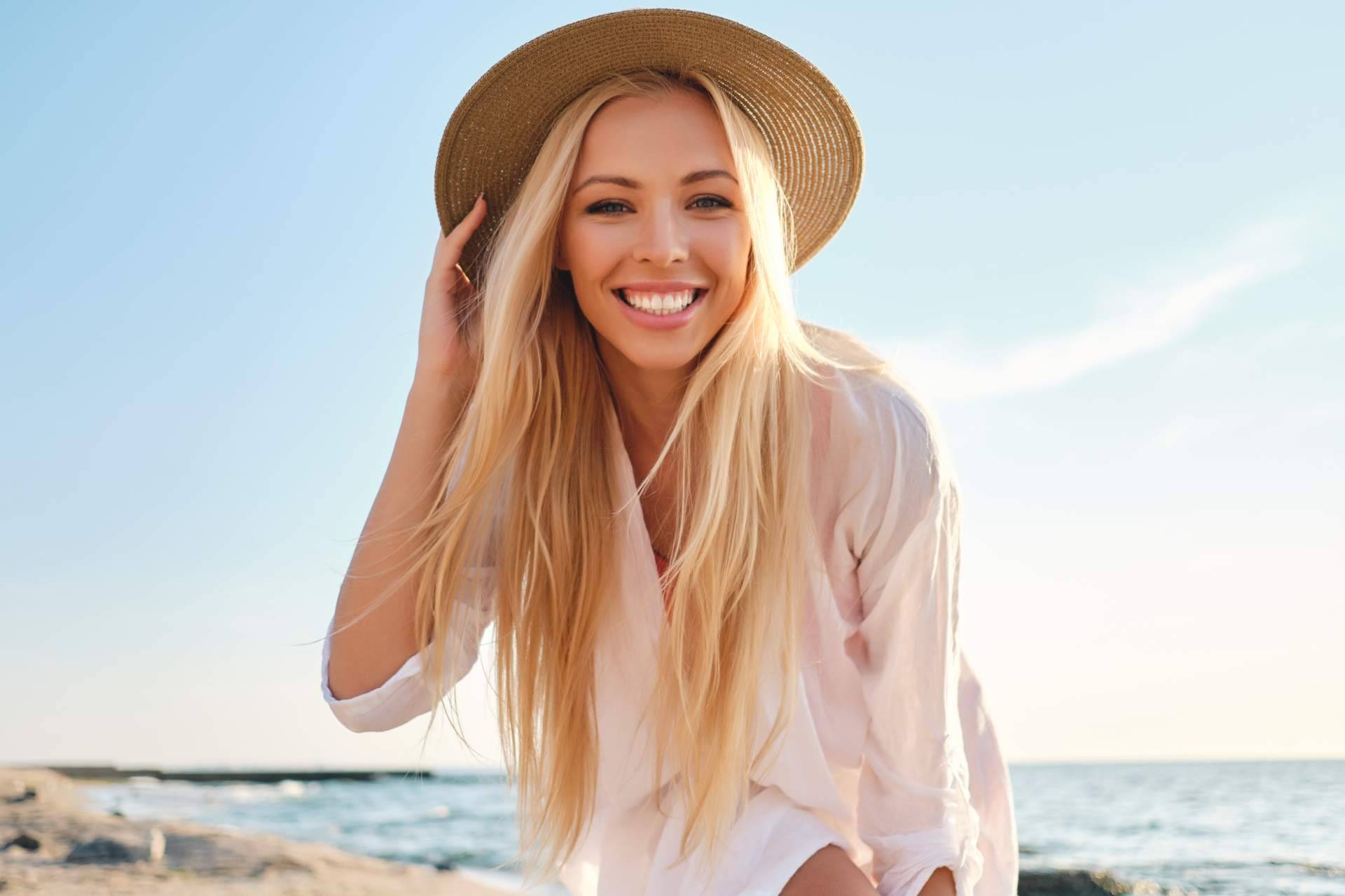 Las recomendaciones de SHINY Hair Extensions sobre el cuidado de las extensiones en verano