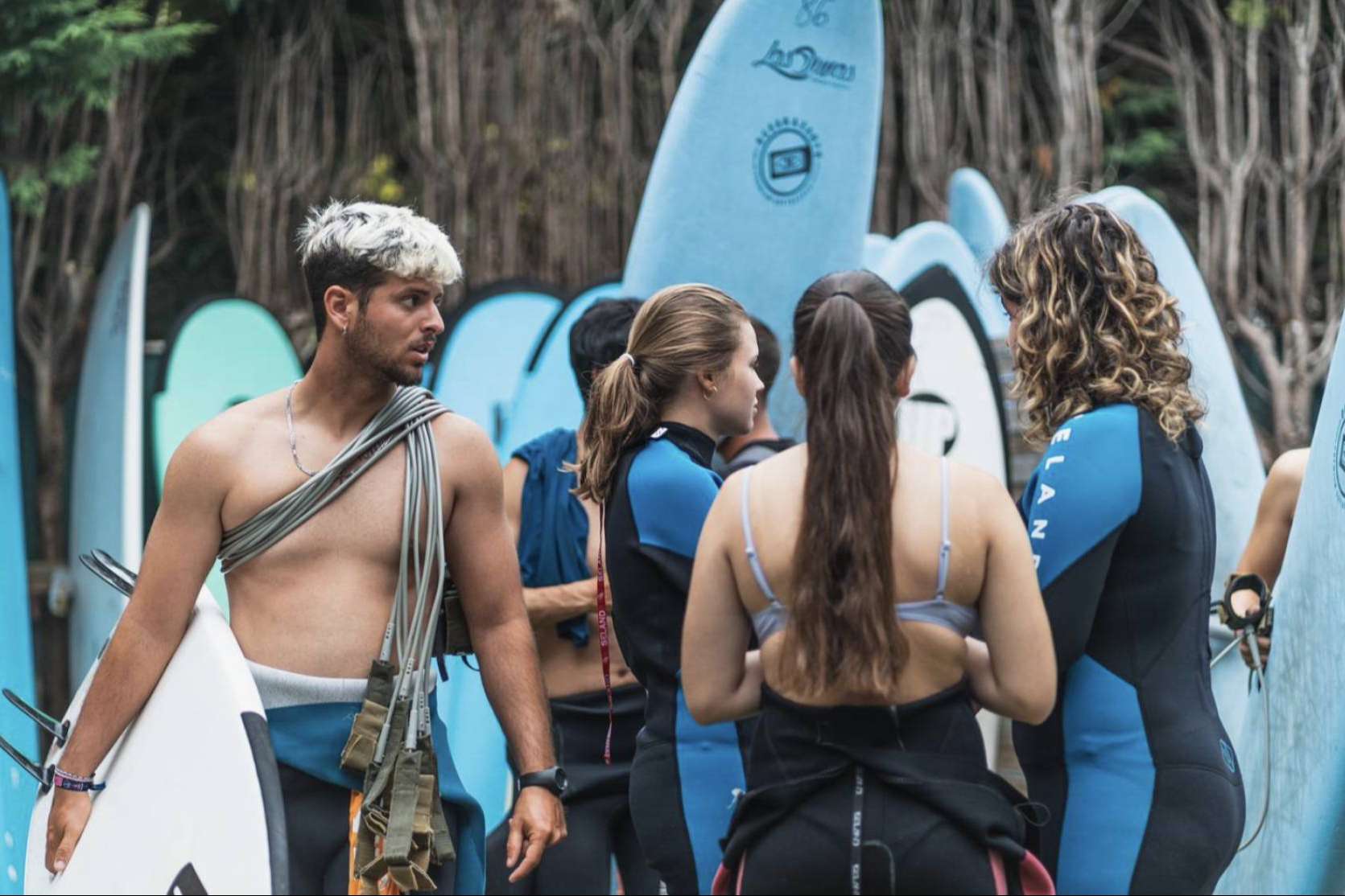 Surfhouse, un concepto turístico que enamora a los más jóvenes