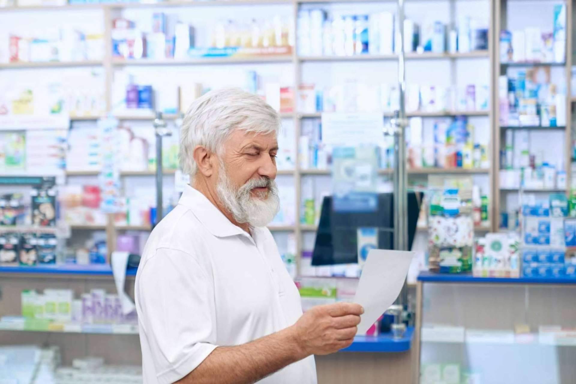 ¿Cuáles son los factores clave que influyen en la compra de una farmacia?, con Confiafarma