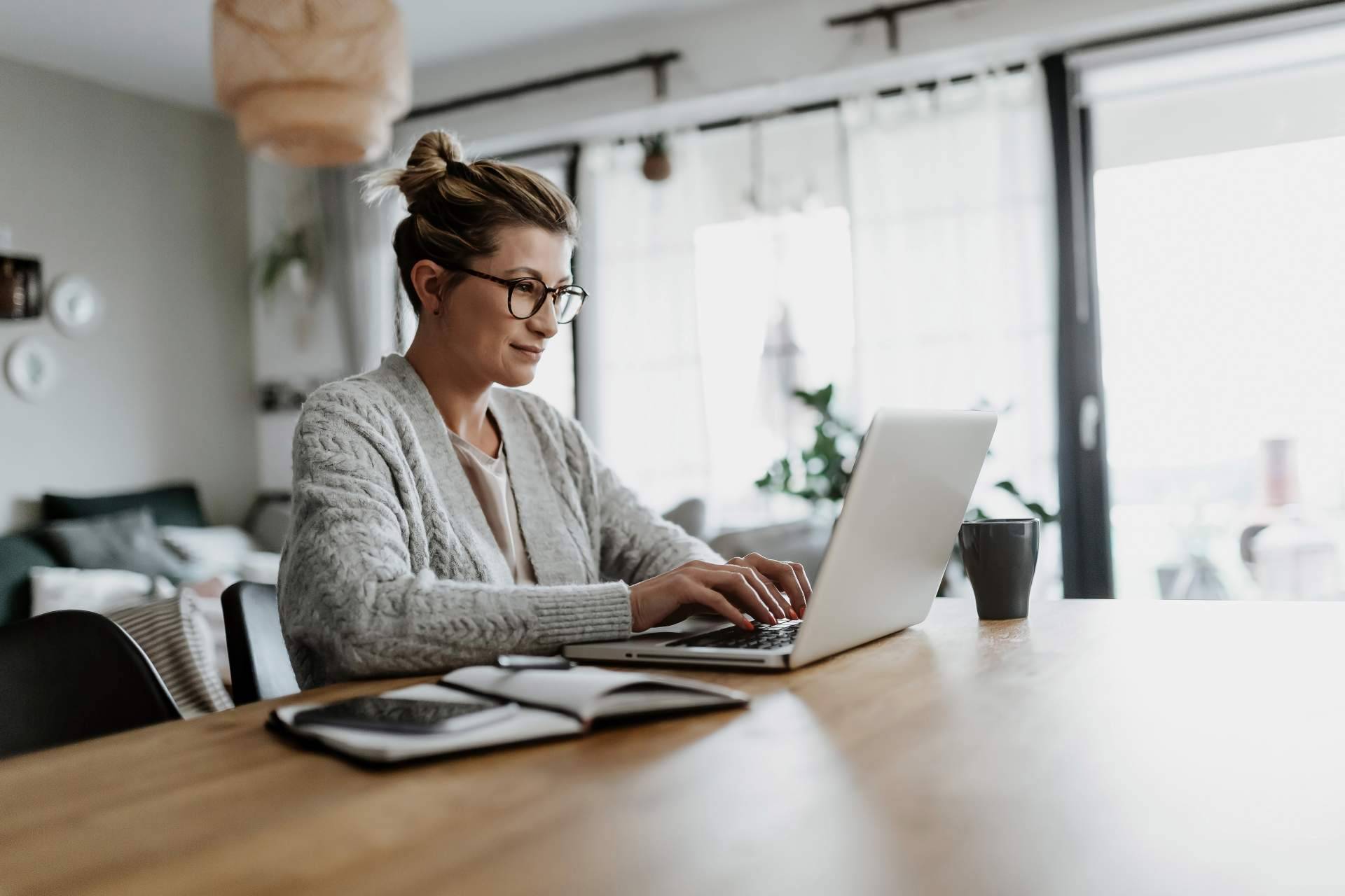 Lamartel Telecom explica la importancia de tener cobertura móvil y wifi en casa para teletrabajo