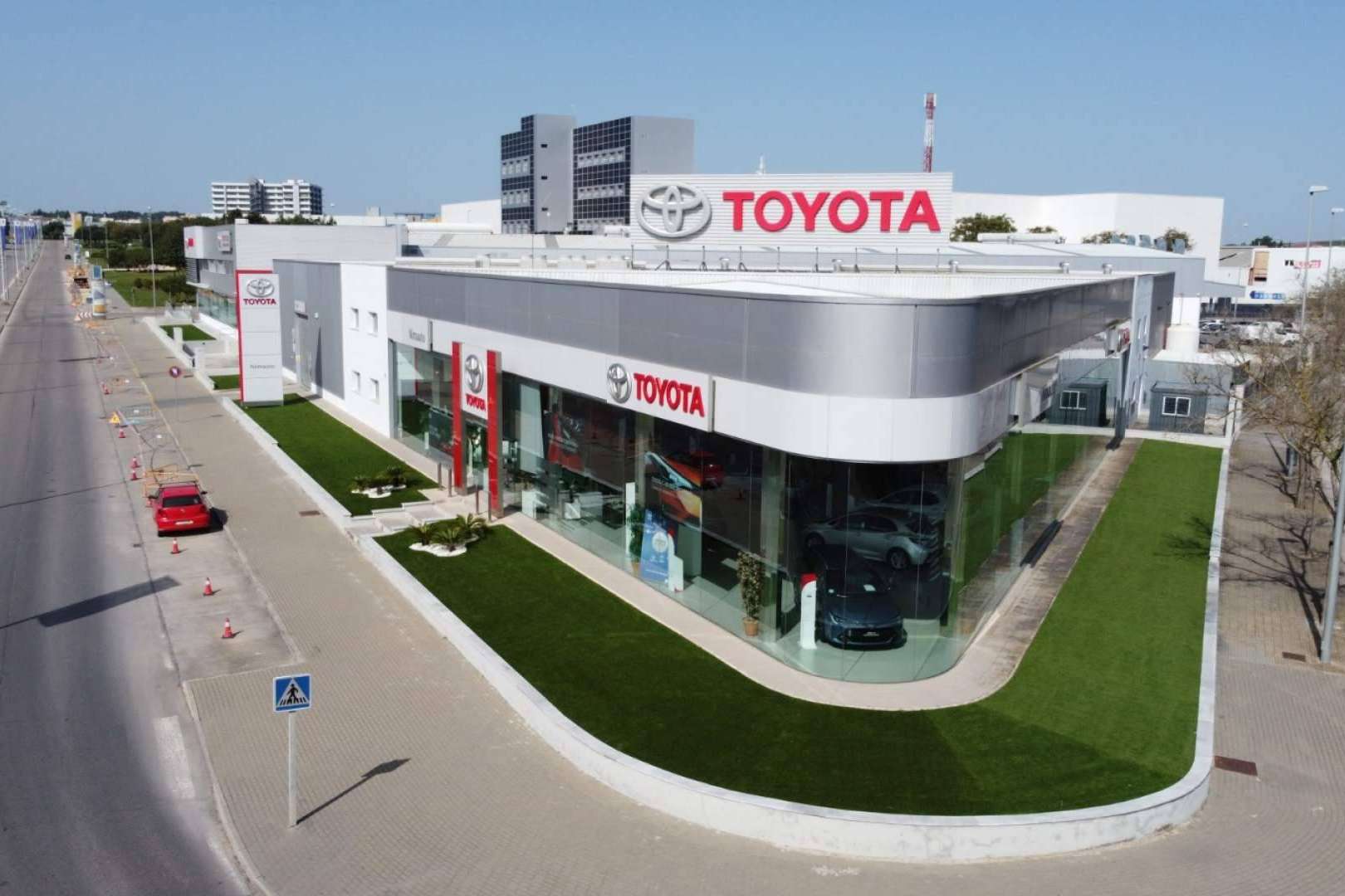 ¿Cuáles son los servicios del concesionario de Toyota Nimogordillo?