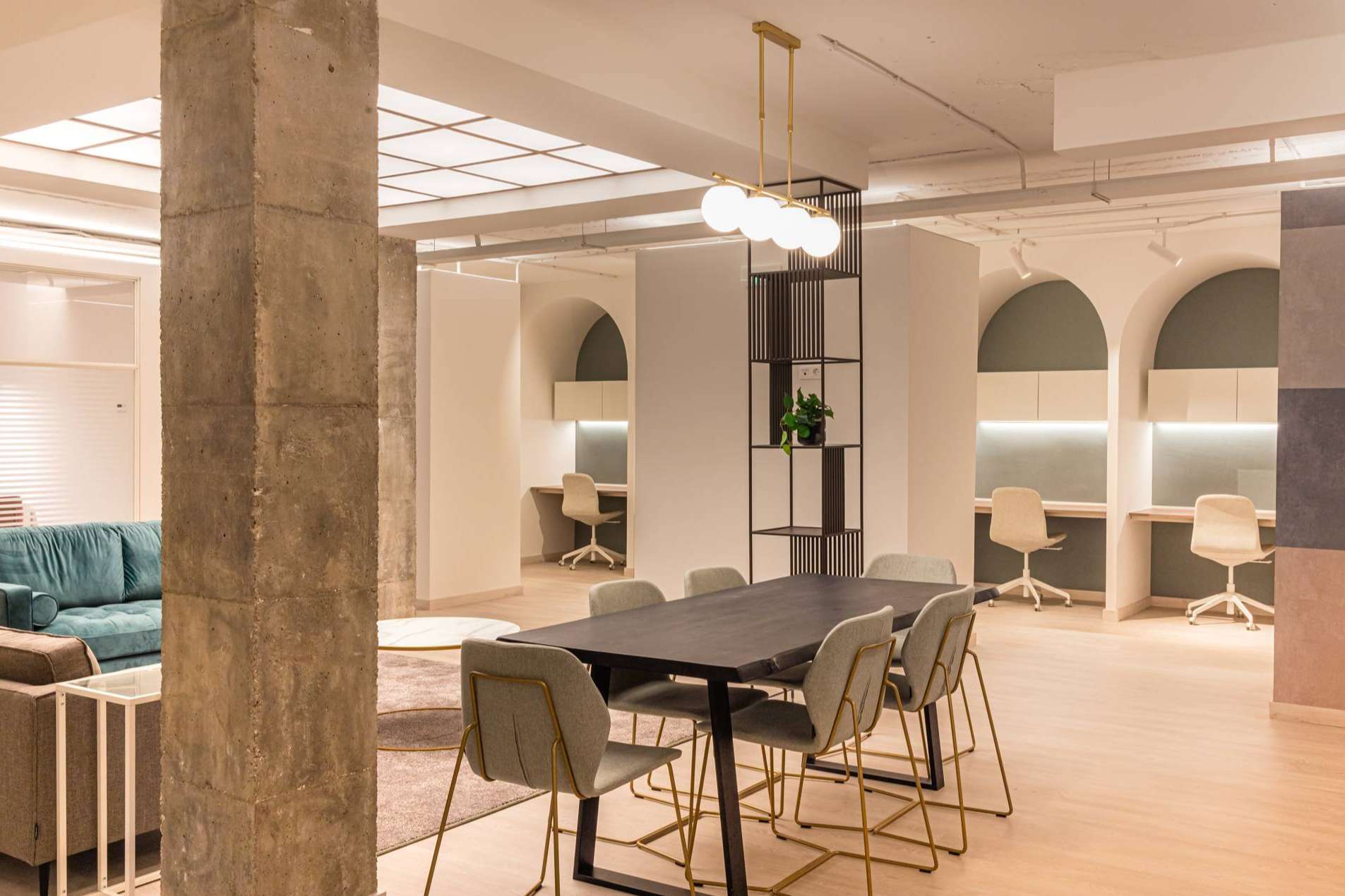 ¿Cuáles son las principales ventajas de trabajar en un espacio de Coworking La Plaza?