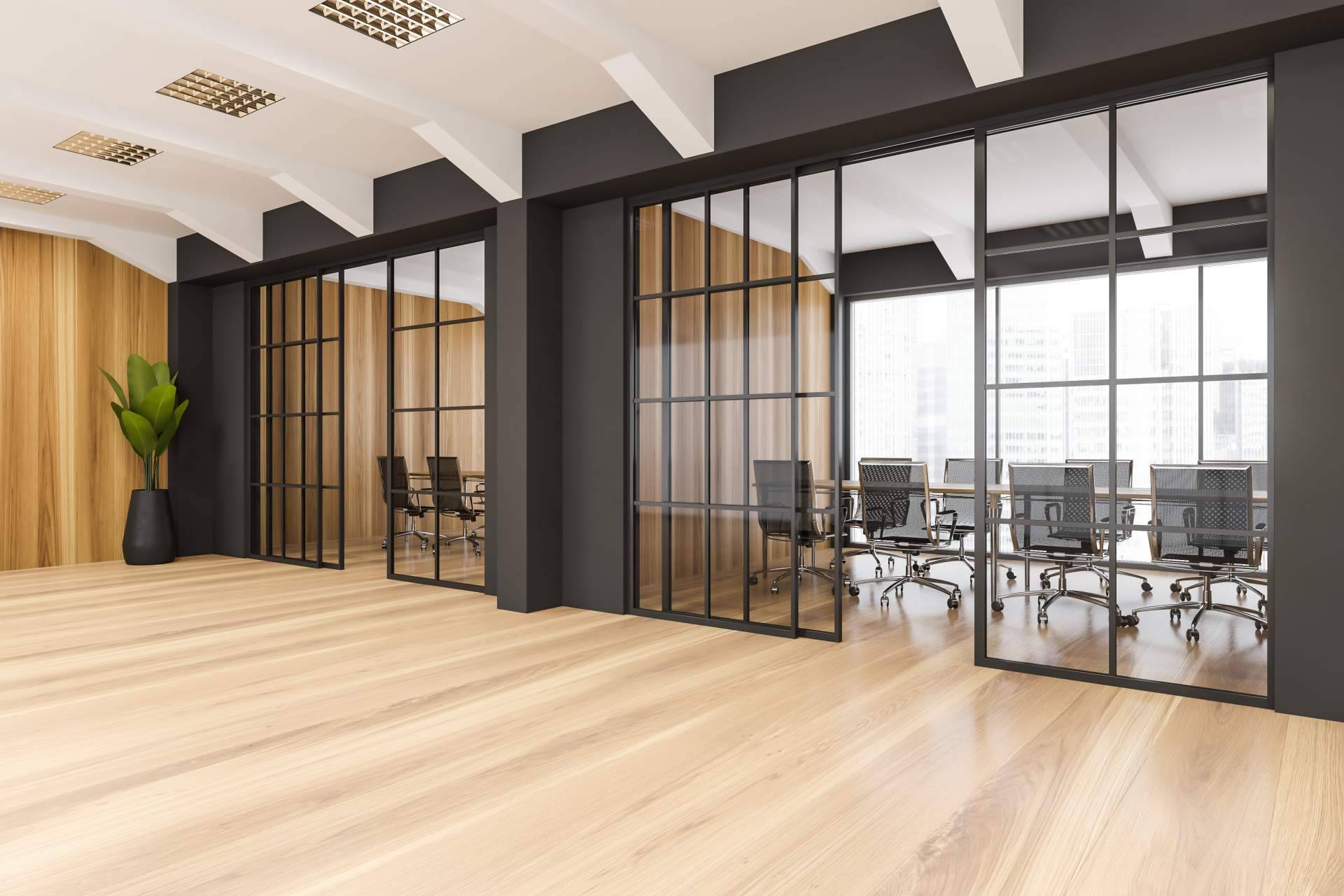 Sustituir las puertas interiores por cristal abatible, de la mano de Fácil Reformas
