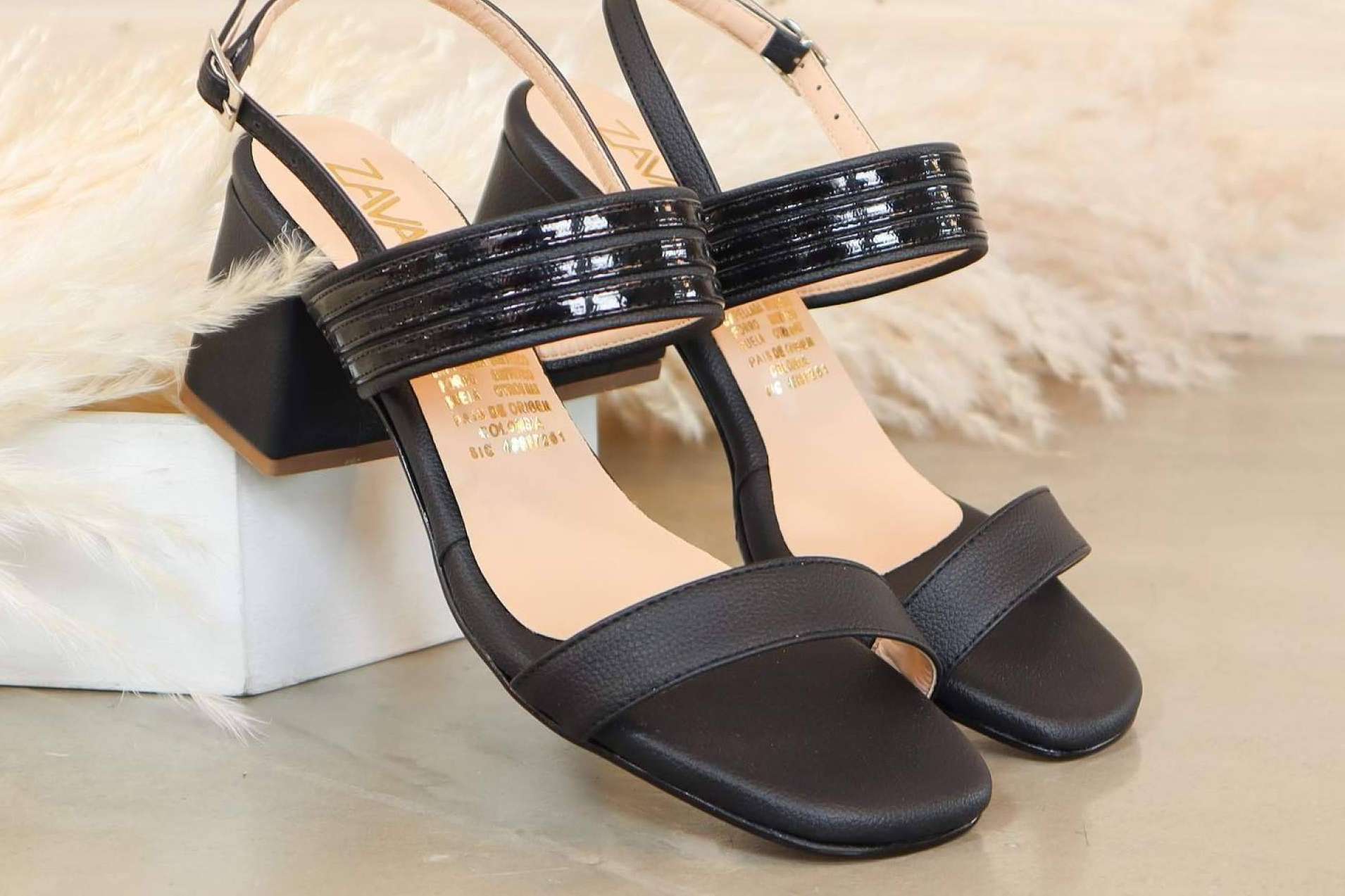 La variedad de sandalias de moda que ofrece la colección de Zavatty