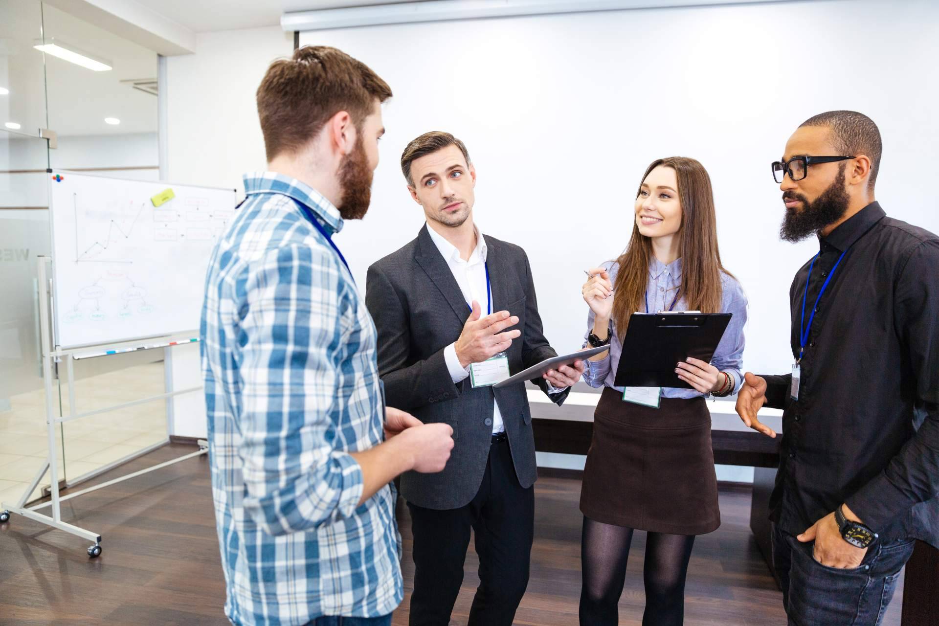 ¿Qué es prioritario en la dirección de recursos humanos en una empresa de menos de 50 trabajadores?