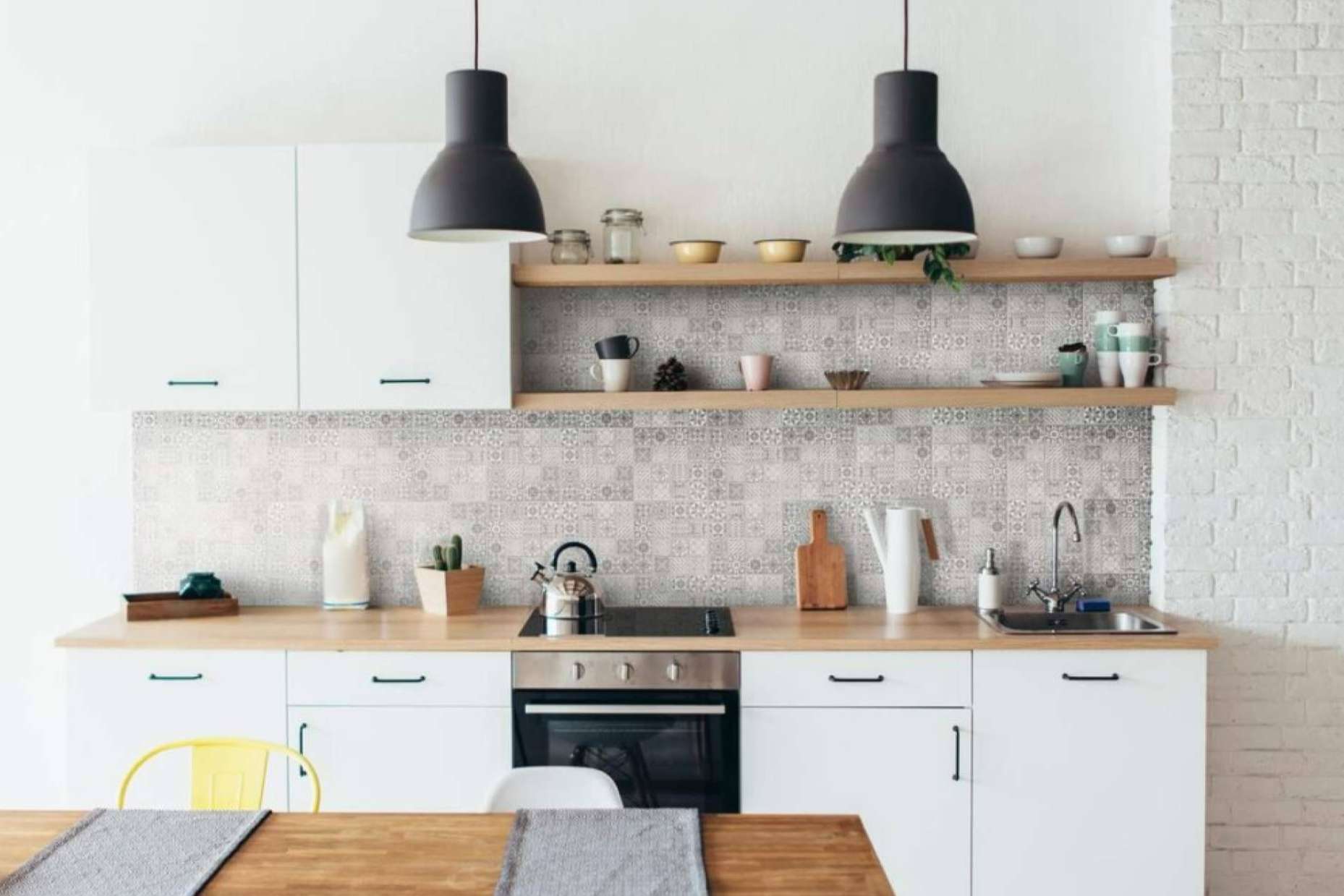 Las ventajas y cuidados de los suelos porcelánicos imitación madera que vende Mundo Cerámicas