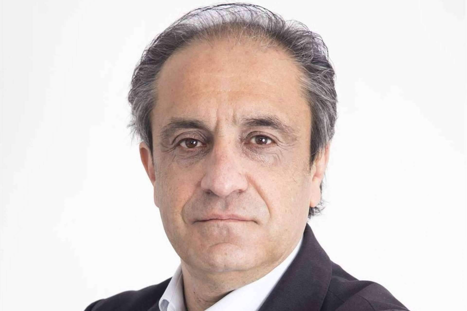 Tino de la Torre presenta una 'tertulia eterna'