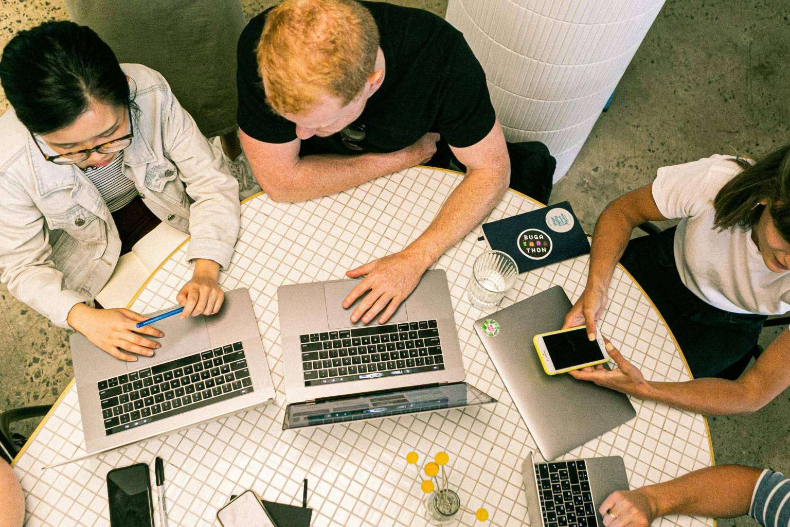 SkyRocketMonster, una agencia de marketing con especialistas en la captación de leads para pymes