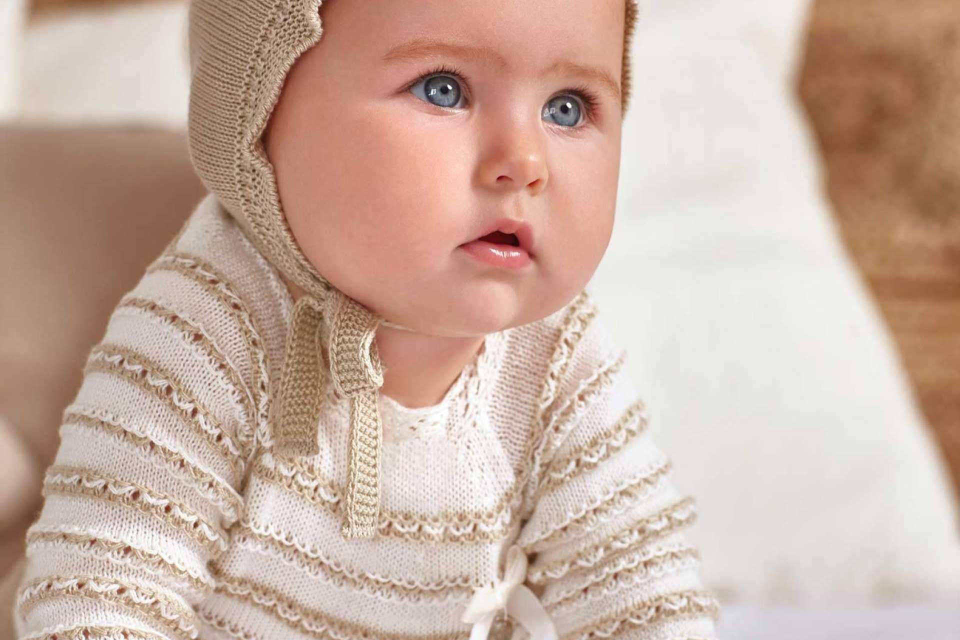 Una apuesta por las marcas que fabrican en España y prendas de bebé sin costuras, con Peques