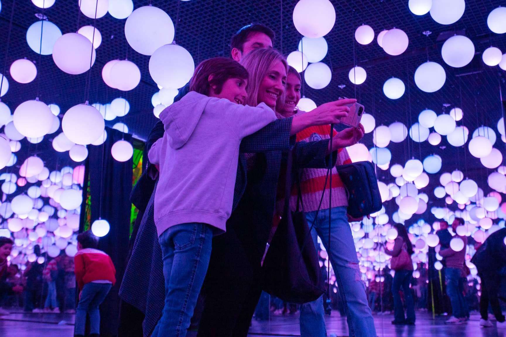 Planes para verano que combinan arte, cultura y tecnología, en Sweet Space Museum