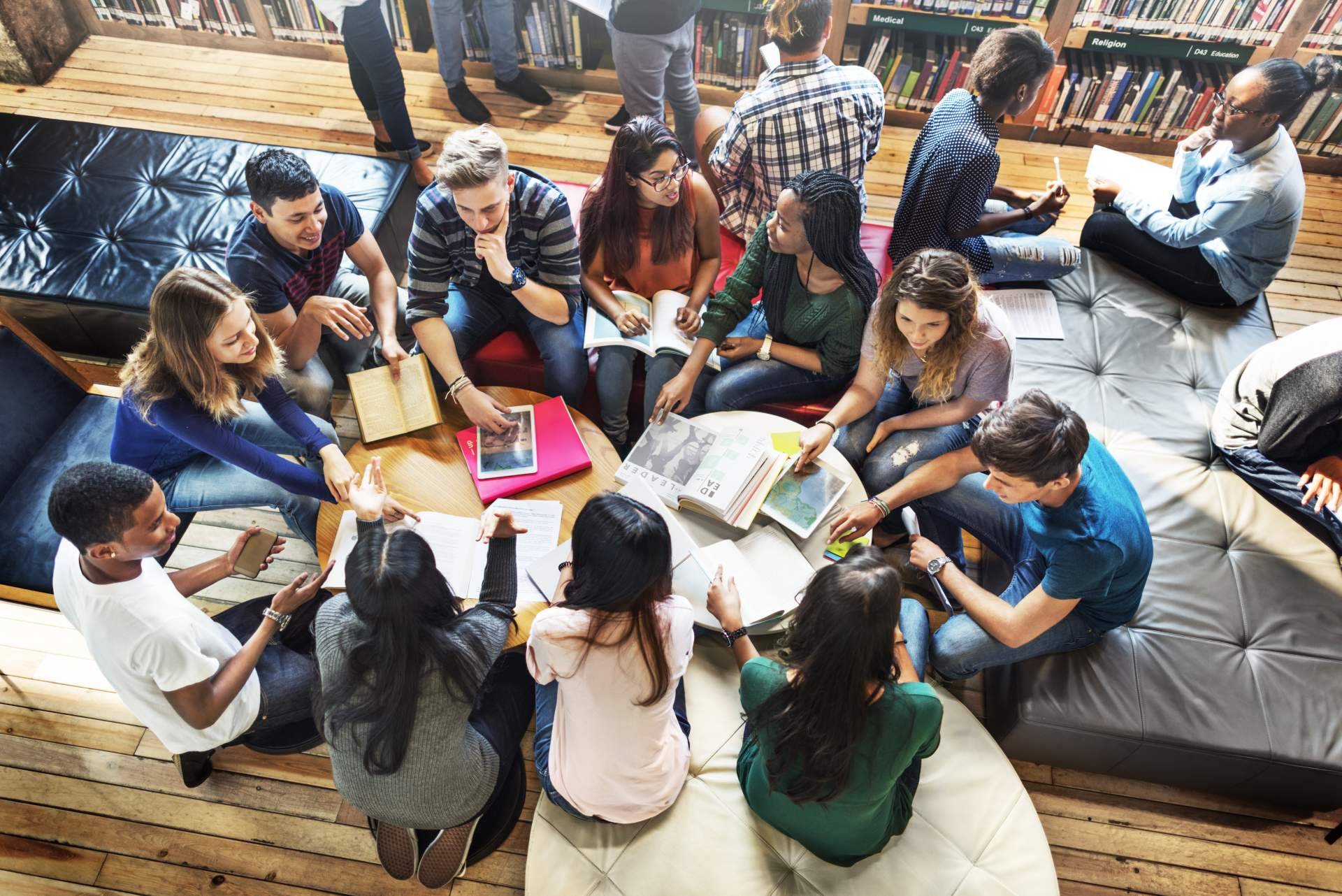 Estrategias efectivas para encontrar alojamiento estudiantil en temporada alta