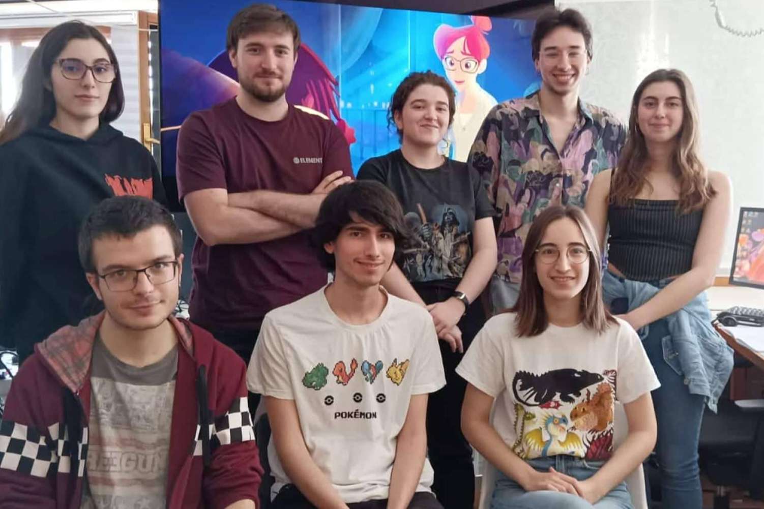 Forjar el futuro profesional en diseño gráfico con Creanavarra
