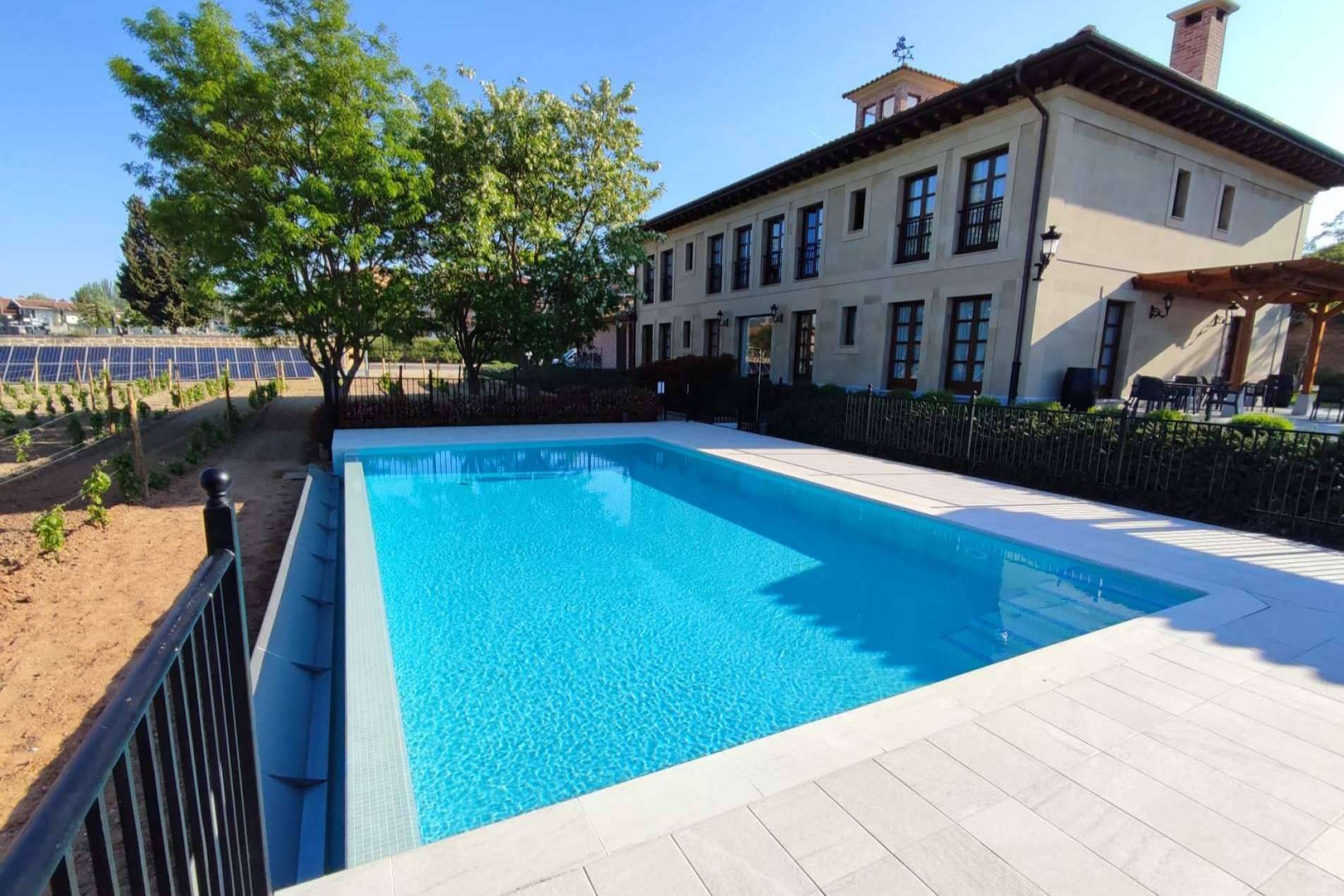 Agua sana y segura en las piscinas gracias a la tecnología de desinfección de Pool Tiger