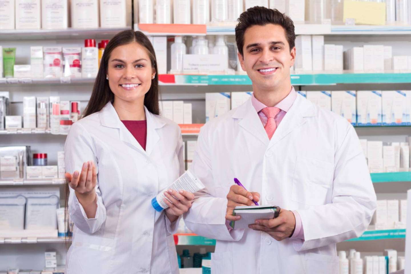 La correcta gestión del personal durante una transición de compraventa de farmacias