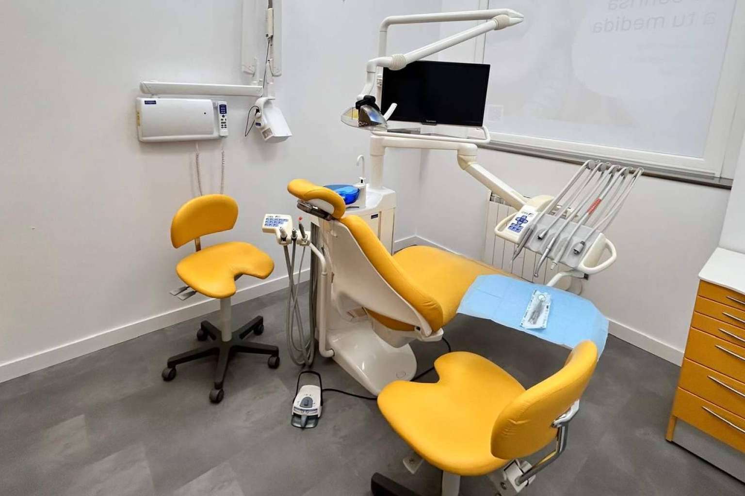 SmileDent, salud dental avanzada con un equipo de especialistas cualificados
