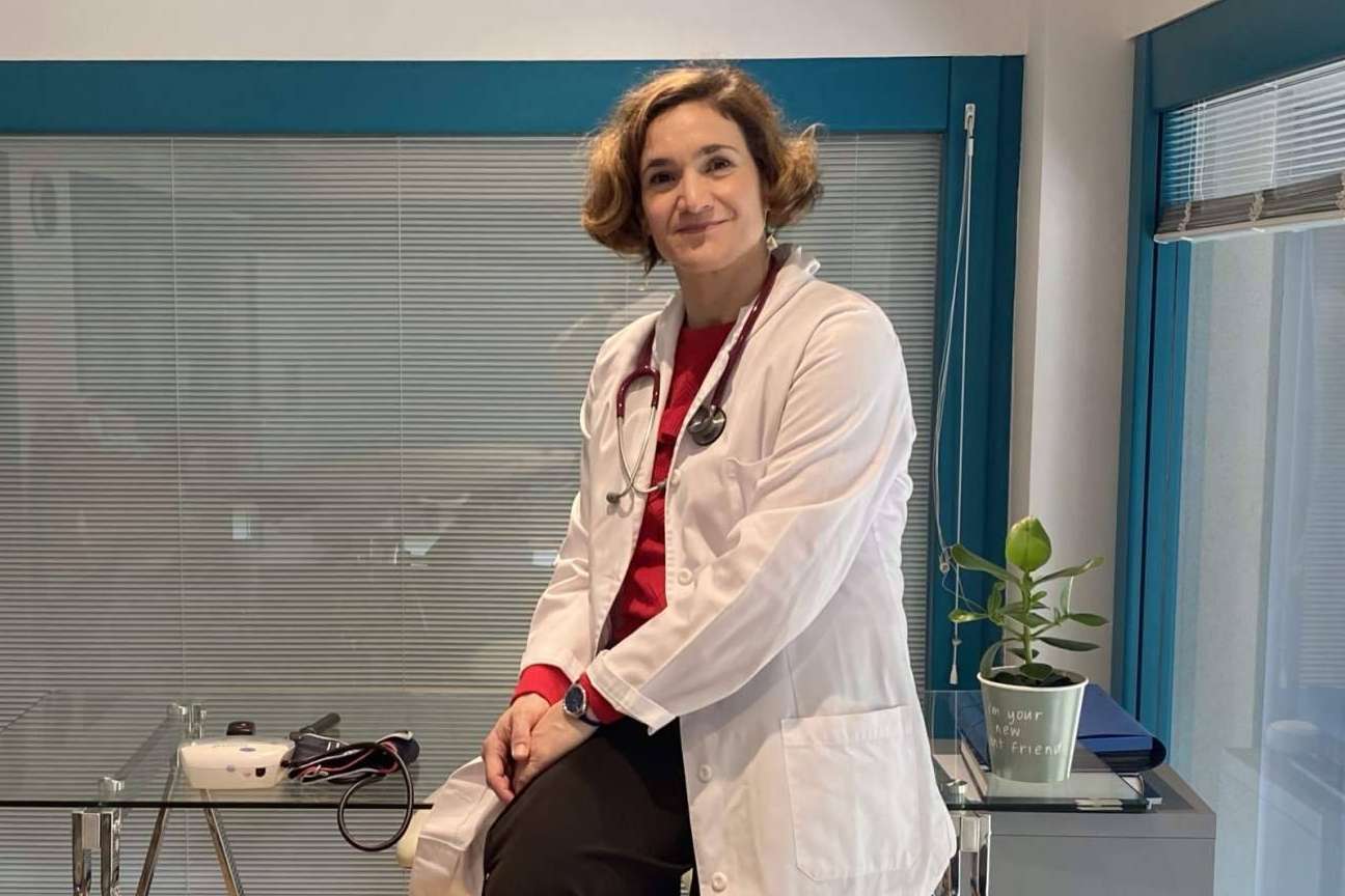 La Dra. Olga García Gómez integra medicina convencional y terapias complementarias para una atención holística