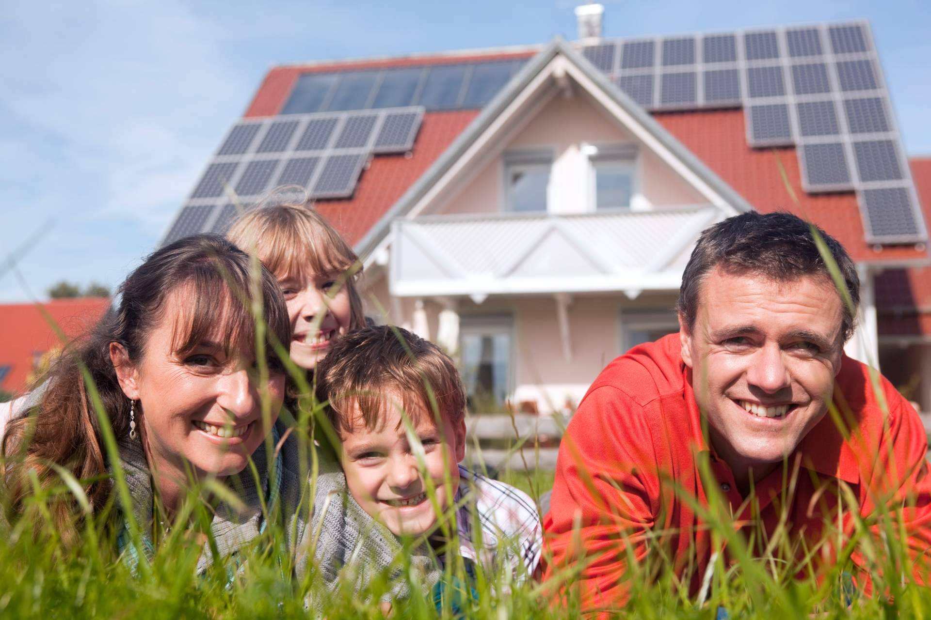 Cómo una comunidad logró un ahorro de 12.000 euros ajustando la potencia y monitorizando su consumo eléctrico