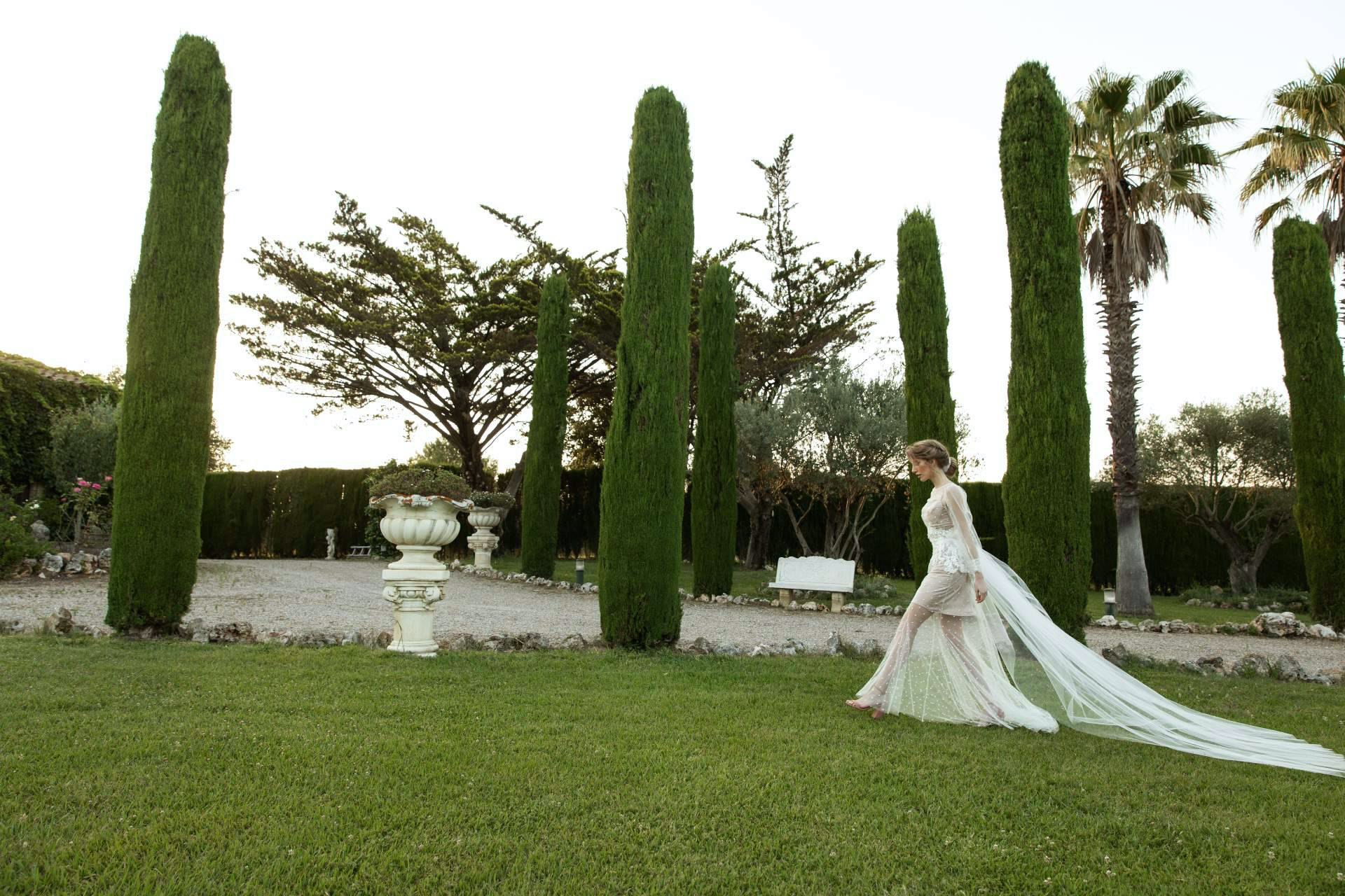 El Atelier Aleksandra Budnik se afianza en Barcelona como referente en vestidos de novia a medida con sello artístico