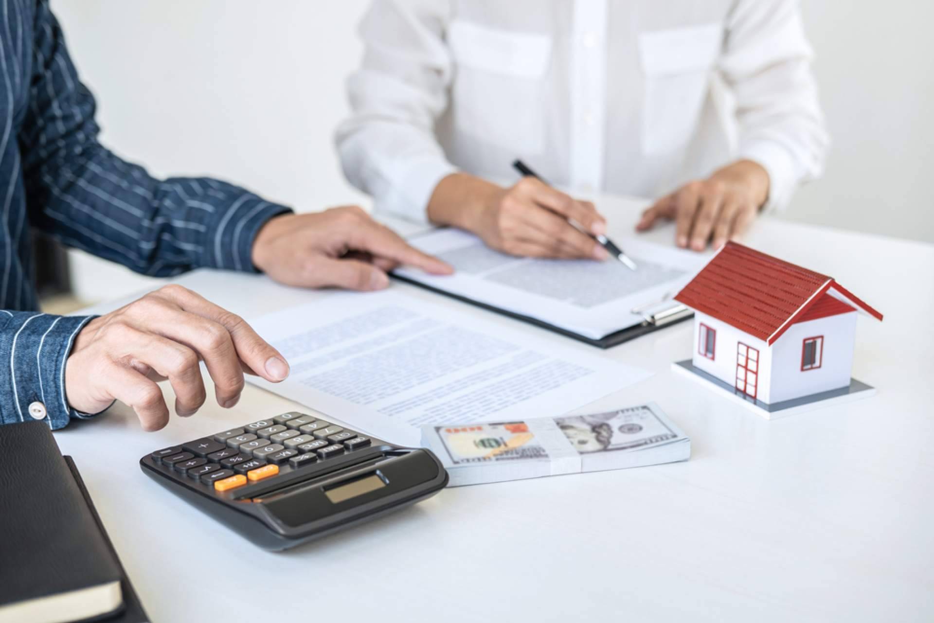 Beneficios de consignar una propiedad con una inmobiliaria en Bogotá