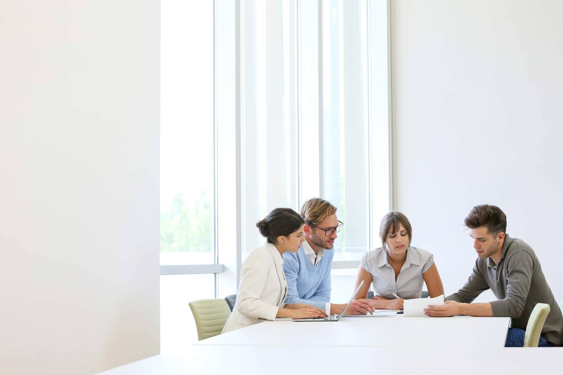 Cursos de alemán para empresas que mejoran la comunicación profesional en tiempo real