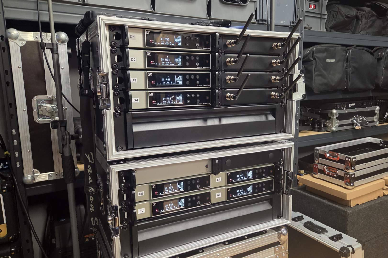 Alquiler micrófono inalámbrico profesional en Barcelona; ASB Audiovisuals incorpora los sistemas Sennheiser EW-D