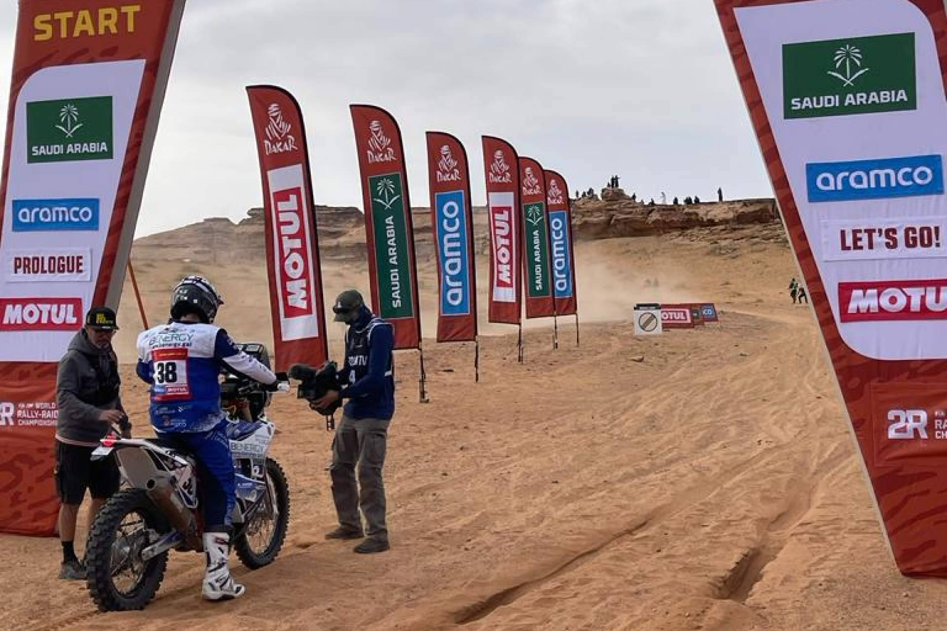 Nuevas equipaciones rally personalizadas, el sello invernal de ADHESIVOSEMBARRADOS en el off-road