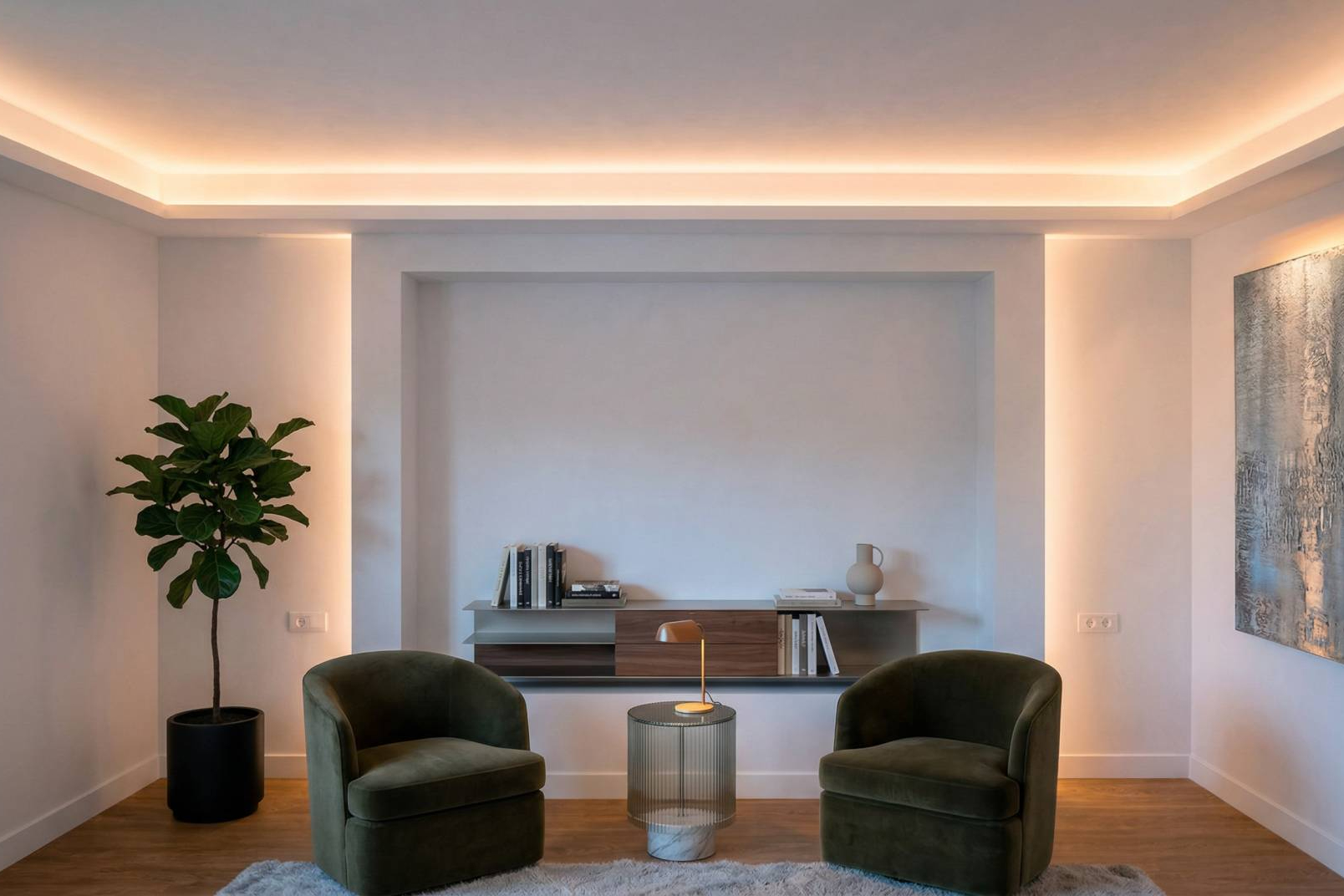 Iluminación indirecta en vivienda, cómo la altura del techo influye en una reforma integral
